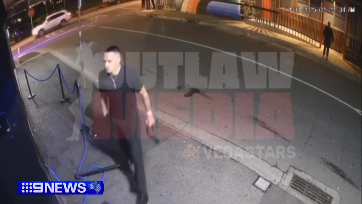 Video has emerged of an altercation outside a notorious Melbourne nightclub where police say a gun was fired near Bulldogs star Jamarra Ugle-Hagan. Gillian Lantouris #9News