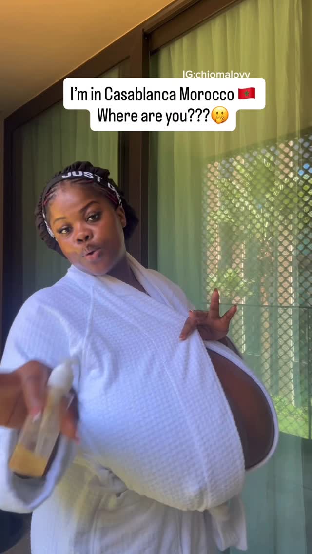 I thought she was pregnant 🤣🤣