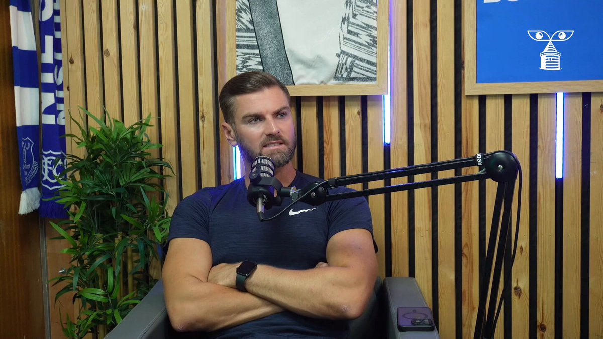 🎙️ | We have made some good signings this summer, but we have failed so far in addressing the major issues within the squad. As much as some signings have been good, it’s borderline negligence that we are heading into this game on Sunday without sorting out the right hand side - Benj 🔵 Listen and watch now…