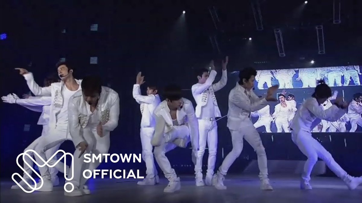 14 years ago today, SUPER JUNIOR released the B Version of their 5th Album ‘Mr. Simple’ with title track ‘SUPERMAN’.