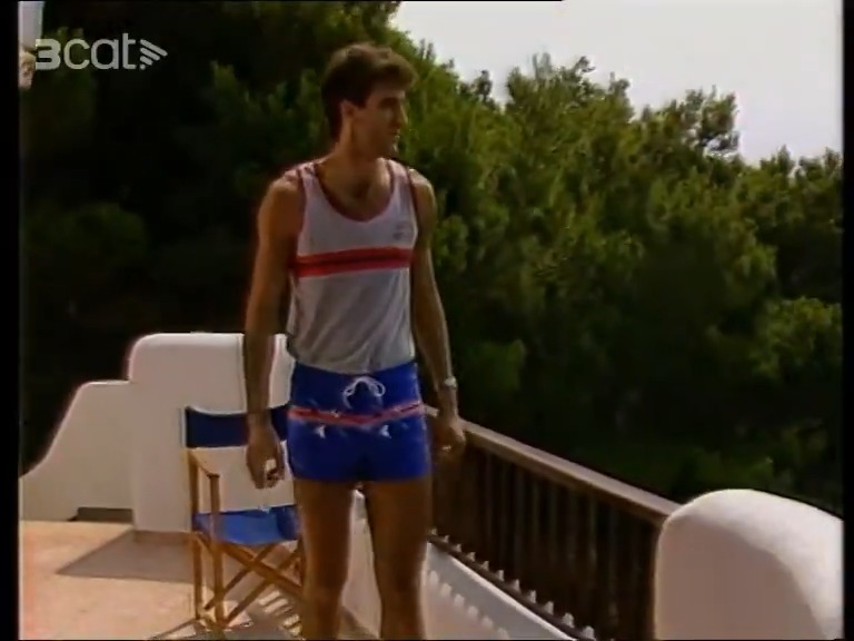 Juan Antonio San Epifanio, Epi, va ser un dels protagonistes de la selecció espanyola que va fer plata als Jocs Olímpics de Los Angeles 1984. Després va fer vacances a Menorca, on el va anar a veure l'espai "De vacances"