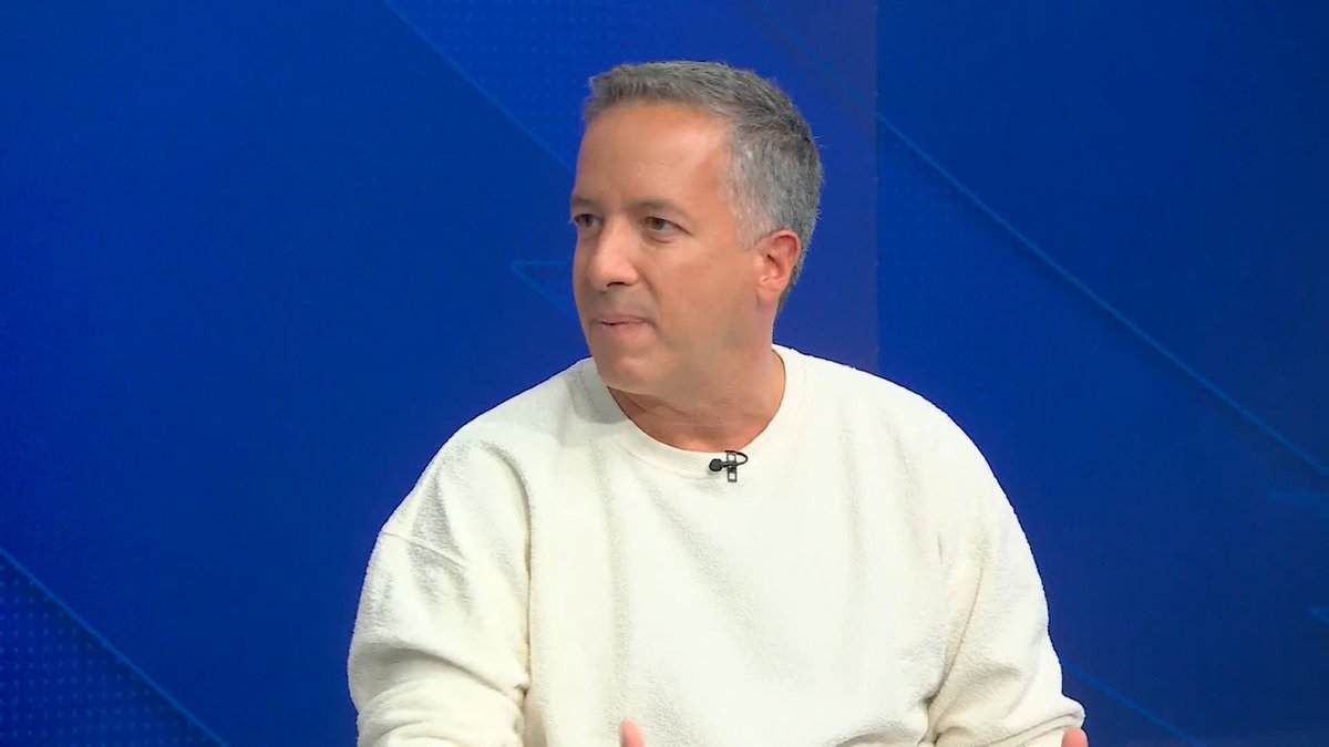 🗣️ "It seems to be different rules for Arsenal and Spurs" Kaveh Solhekol says Eberechi Eze was expected to play for Crystal Palace tonight as part of the deal to join Spurs, but will now not feature ahead of joining Arsenal.