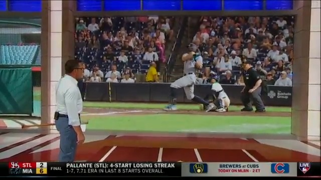 Since July 8th, only Nick Kurtz has a higher OPS than Giancarlo Stanton (min. 90 PA) 🔥 Mark DeRosa breaks down the New York Yankees slugger and his batting stance on #MLBCentral ⬇️