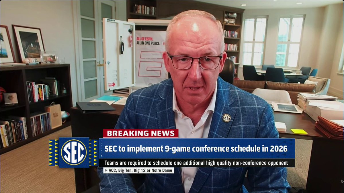 The SEC is moving to a nine-game conference schedule in 2026 ๐๐๏ธ Southeastern Conference commish Greg Sankey discusses with Paul Finebaum: