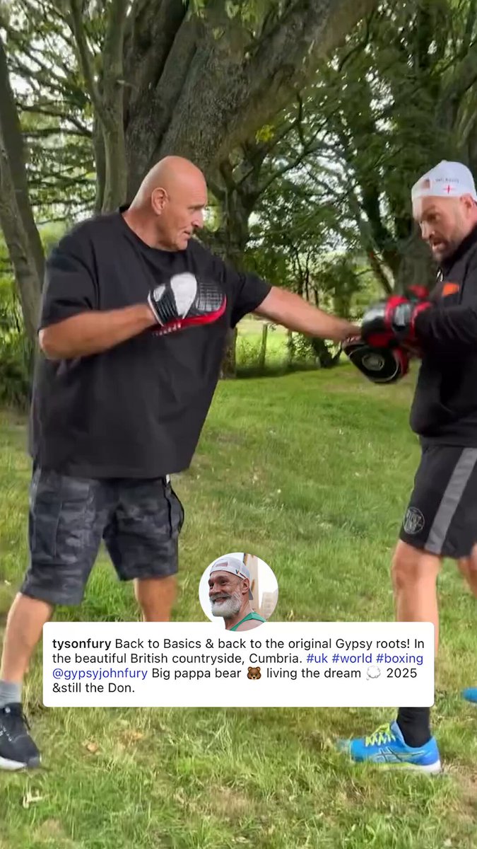 Tyson &amp; John Fury working the mitts 👀