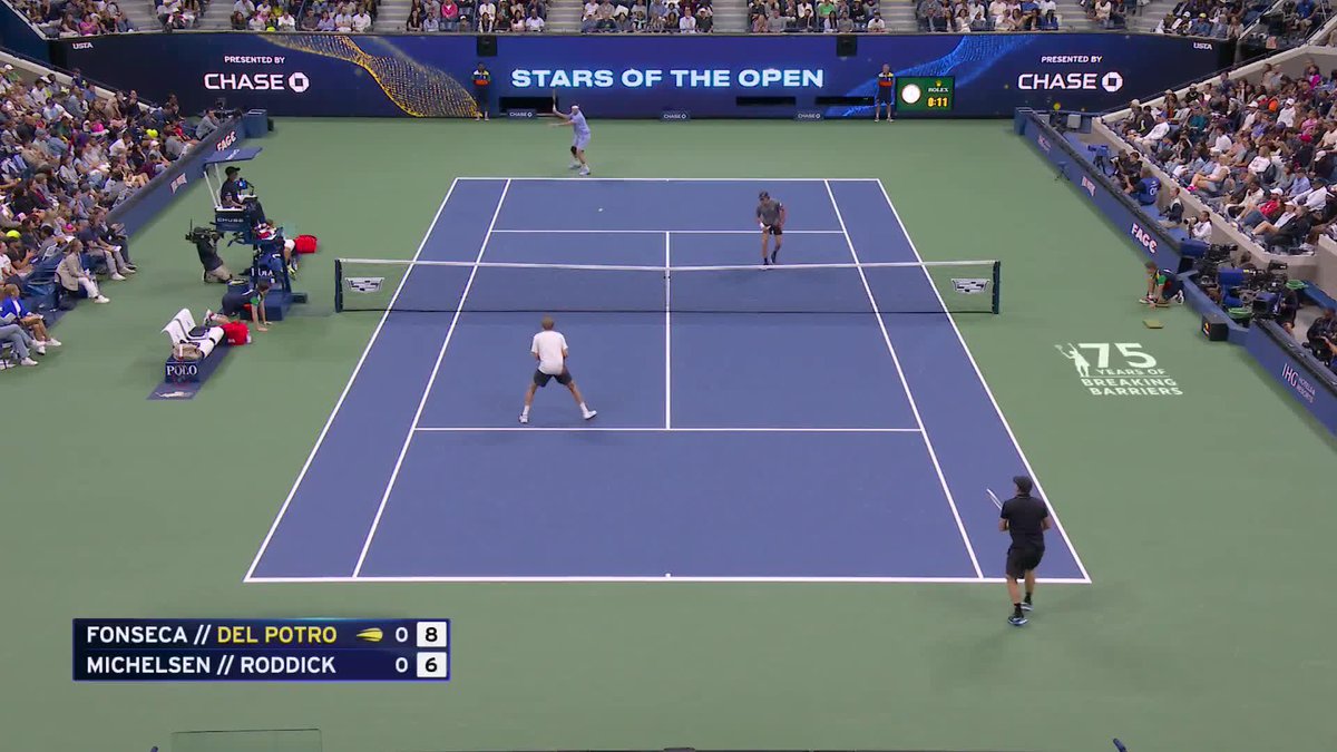 A long match point decides it in favor of Team South America!