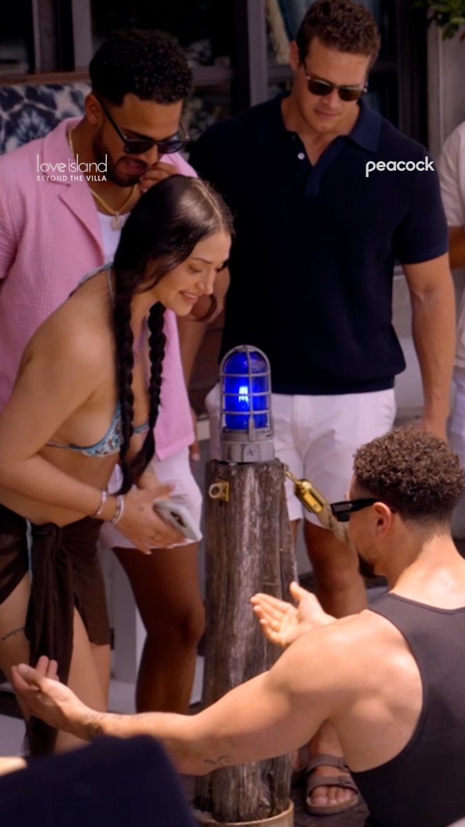 We're SO PROUD of you, Leah! 👏 🩴 #BeyondTheVilla #LoveIslandUSA