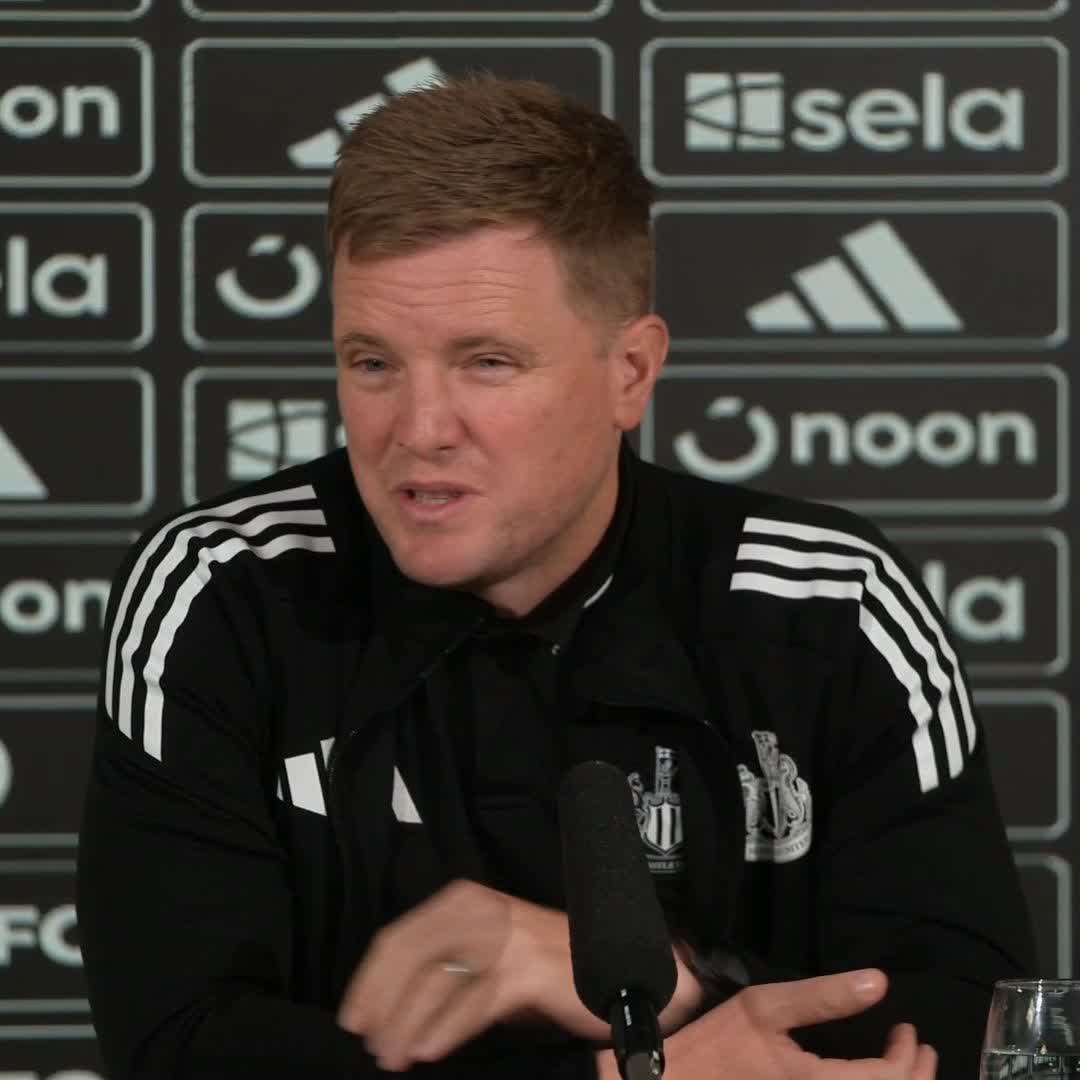 "My wish is that he’d be playing with us on Monday night, but he won’t be and that’s regrettable right now." Eddie Howe says he wants to see Alexander Isak back in a Newcastle shirt.