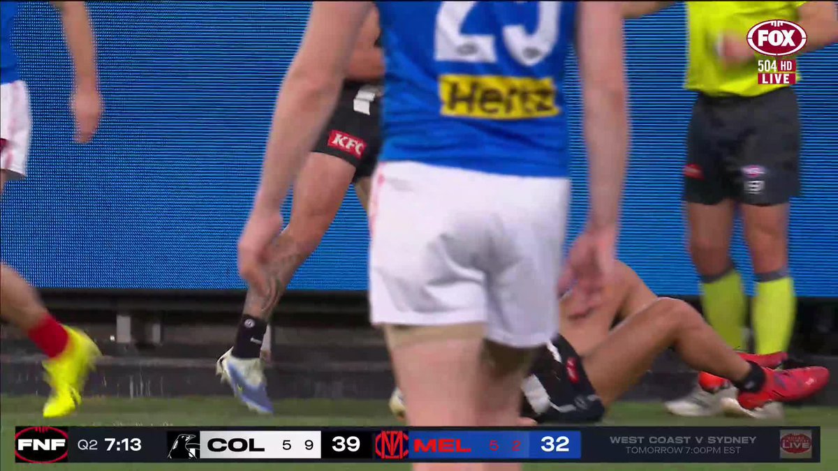 'A little bit of mayo on that one!' 😅 - Nick Daicos certainly made the most of this to draw a cheeky free kick 🫣 📺 Watch #AFLPiesDees on ch.504 or stream on Kayo: ✍️ BLOG 🔢 MATCH CENTRE