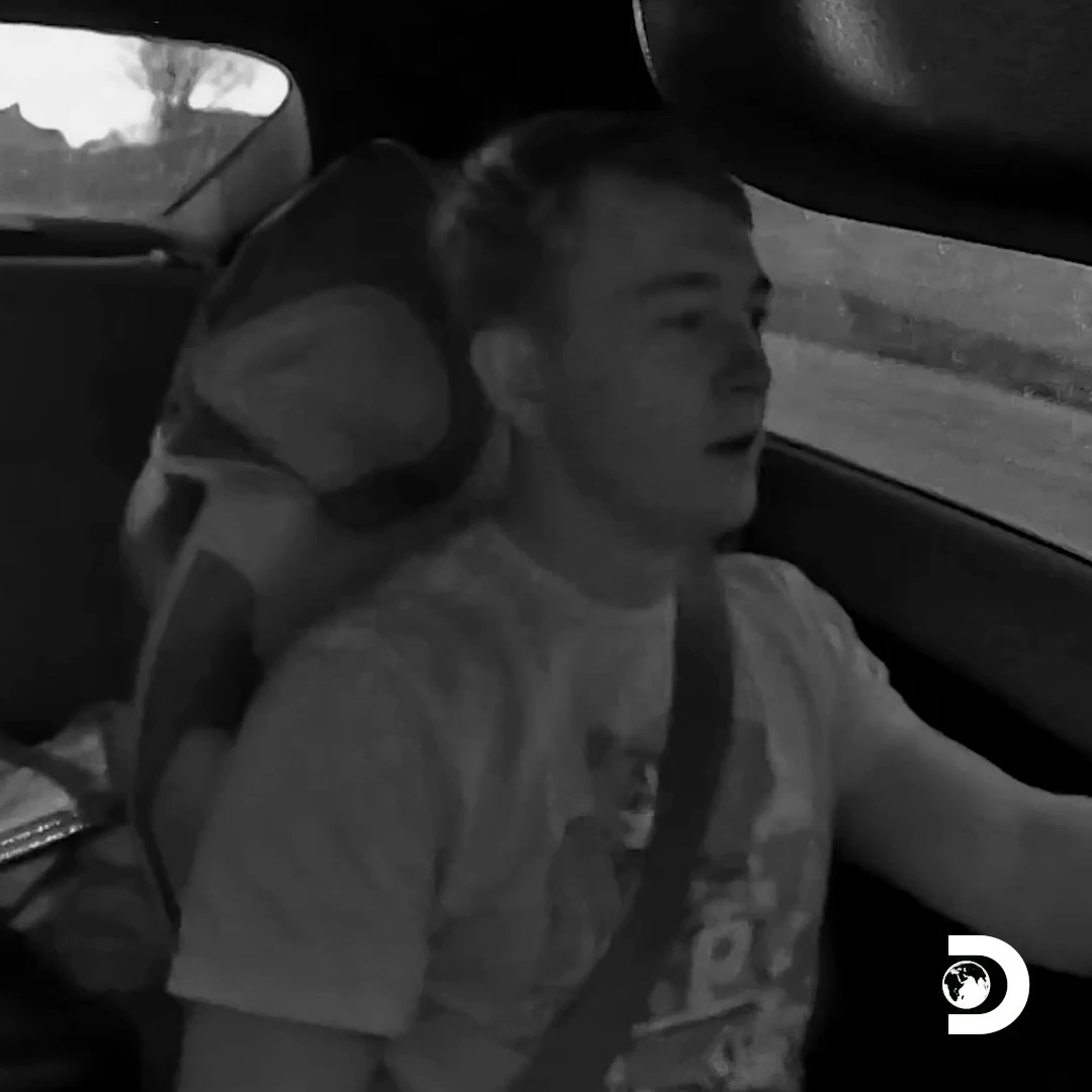 A driver finds himself trapped in the center of a tornado 😱🌪️ Don't miss a new #InTheEyeOfTheStorm this Sunday at 10P.