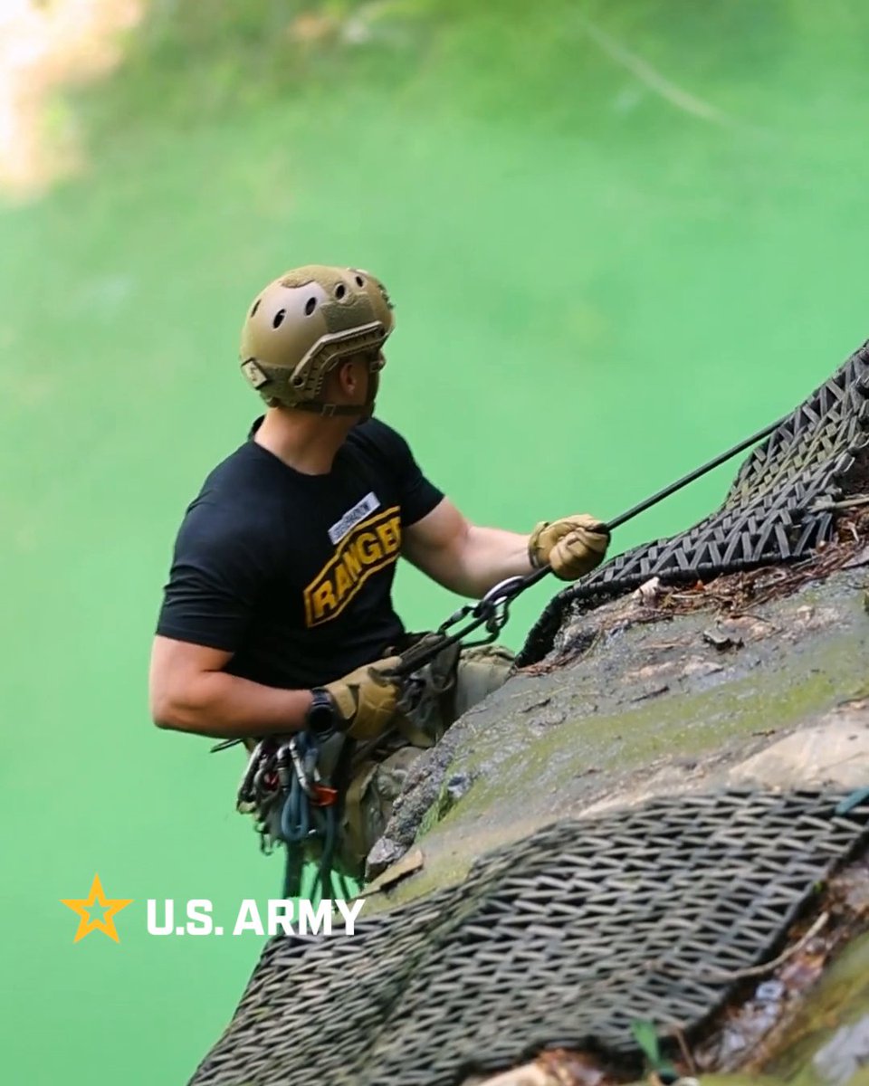 Ranger School candidates train for every terrain! Watch Soldiers take on mountaineering training in Ranger School. 🎥 US Army Maneuver Center of Excellence