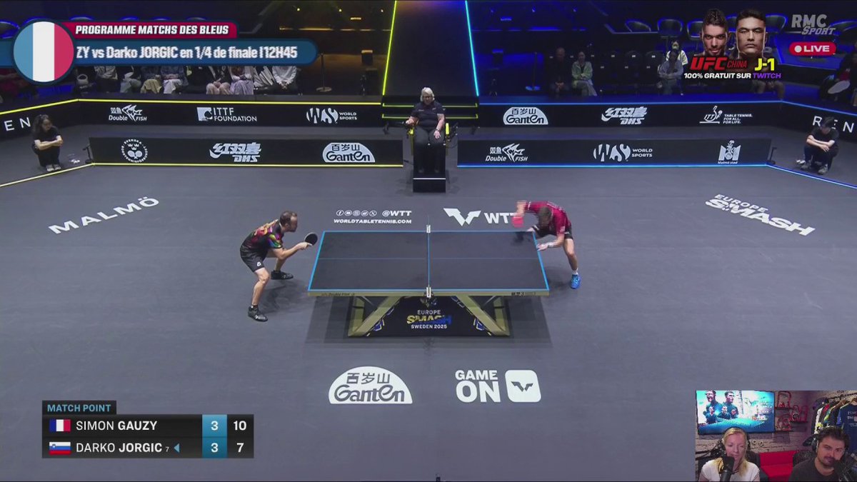 🔥🔥🏓🇫🇷 C'EST FAIT ! Simon Gauzy jouera la première demi-finale de sa carrière en Grand Smash ! Le Français a sauvé 2 balles de match et était mené 3 sets à 1 avant de finalement l'emporter face à Darko Jorgic (4-3).