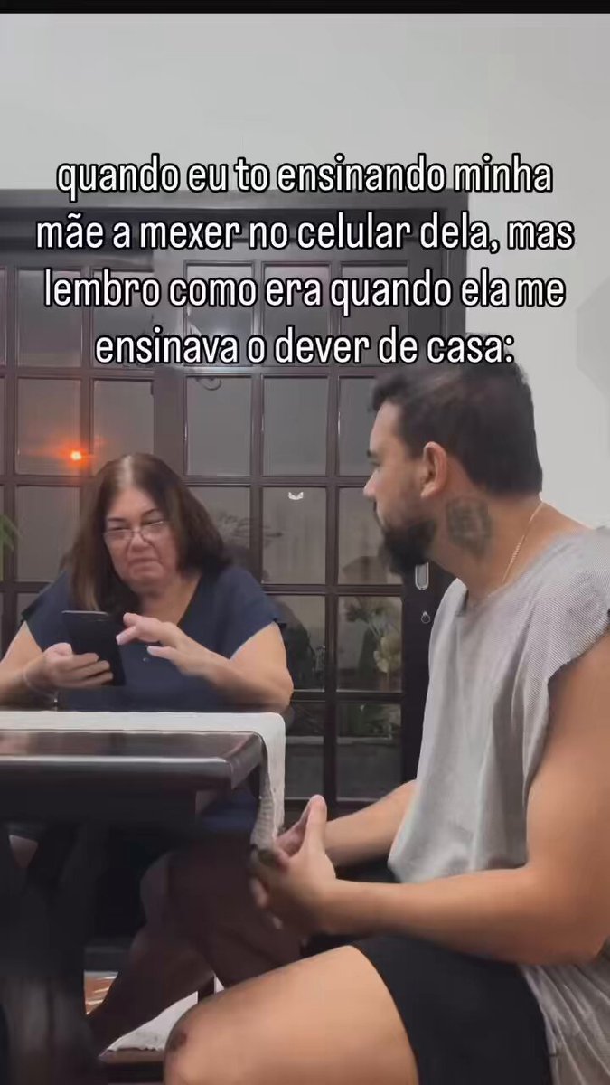 Se eu fizer com a minha mãe tudo q ela fez na infância pra me fazer aprender algo, ela vai me denunciar por maus tratos na polícia 😂
