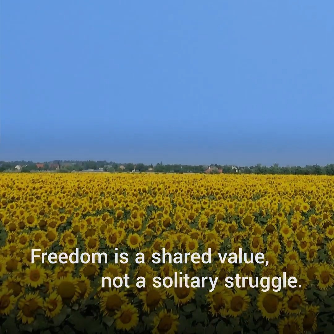 Freedom under attack anywhere threatens freedom everywhere. That’s why Canada stands with #Ukraine. With unshakable resolve and strength, Ukrainians show us what it takes to defend freedom. #StandWithUkraine