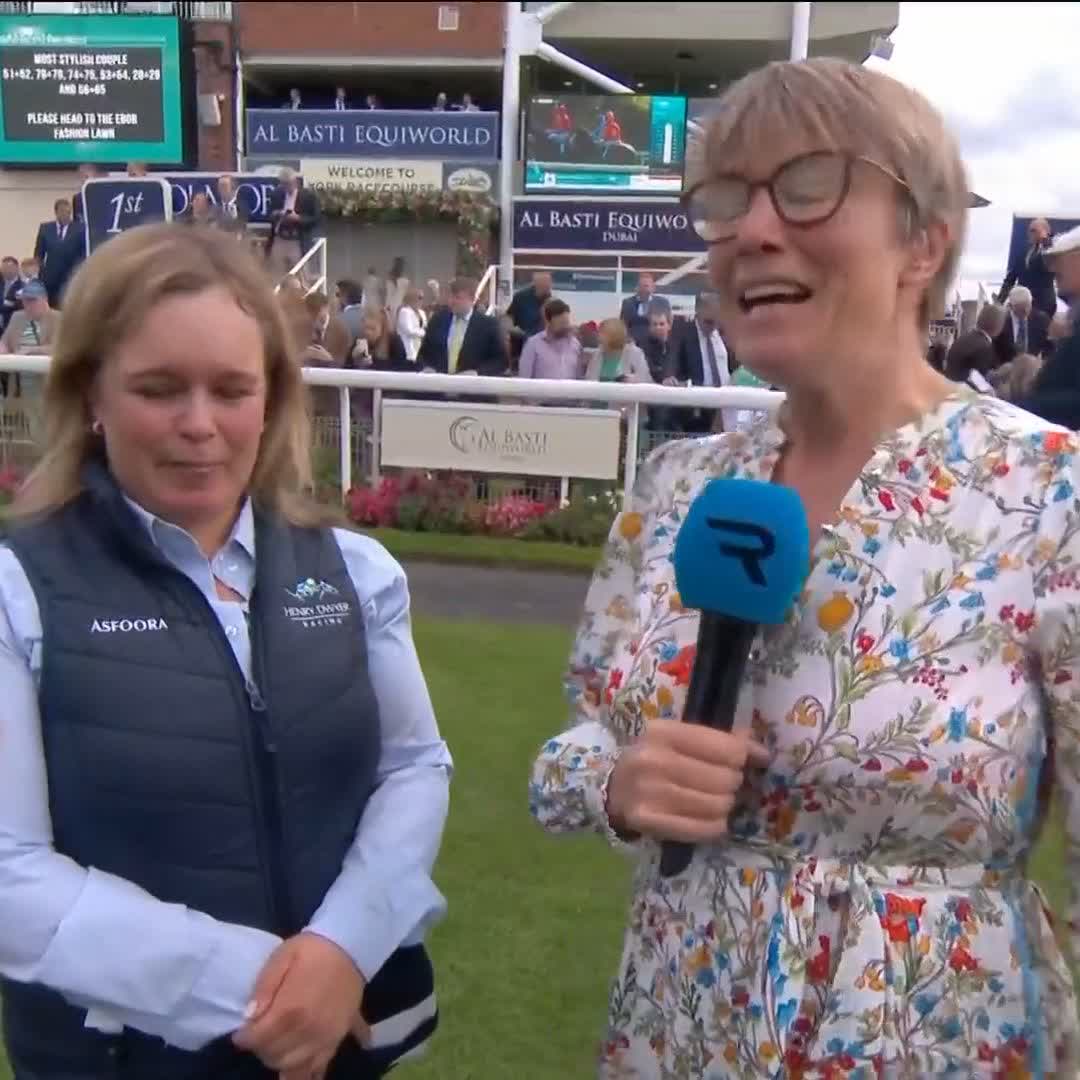 "I really, really do love her." ❤️ Asfoora's loving groom Chenelle Ellis on her special bond with the magnificent Australian mare 🇦🇺 Henry Dwyer Racing | Lydia Hislop