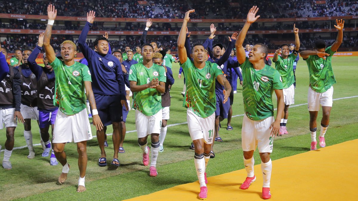 Shootout drama in full! 😮💨 11 minutes of nerve-wracking penalties from Kenya vs Madagascar. ⚽️ Purchase your #TotalEnergiesCHAN2024 tickets here 👉