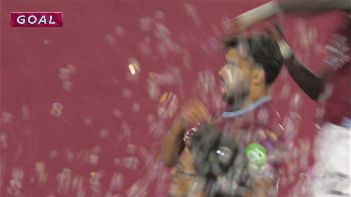 WHAT A GOAL, Lucas Paquetá! 😍