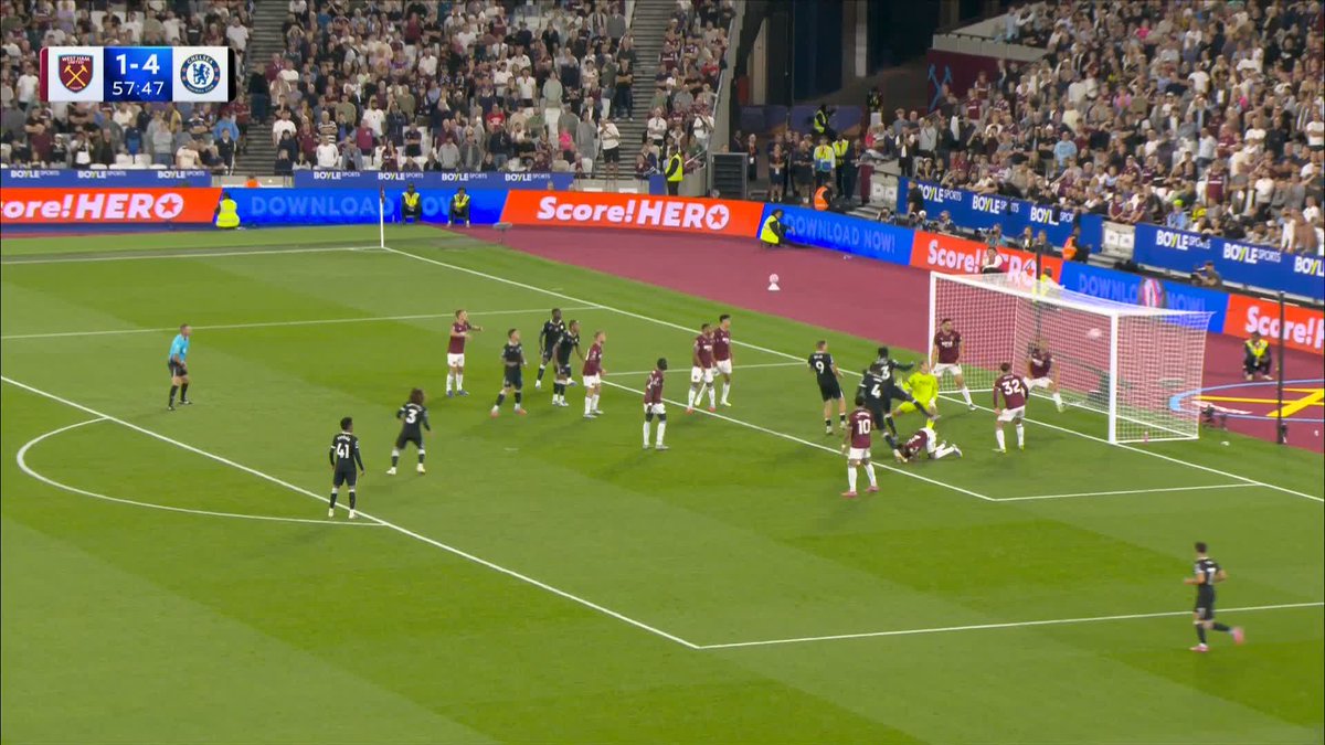 Moisés Caicedo makes it 4-1 and moments after Trevoh Chalobah makes it 5-1 to Chelsea! 🫨