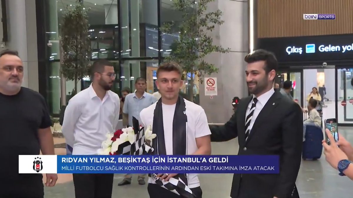 ⚫⚪ "Yuvama döndüğüm için çok mutluyum." 🦅 Beşiktaş'ın transfer görüşmelerine başladığı Rıdvan Yılmaz, İstanbul'da! | #beINSPORTS