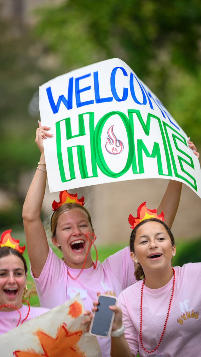 Oh, we're so back! Welcome home, #ND2029 ☘️ #college #movein #notredame
