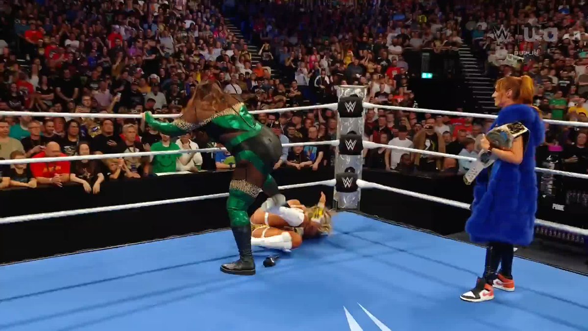 LET’S GO! We’re getting Nia Jax and Rebecca Quin vs. Tiffany Stratton and Jade Cargill TONIGHT! 🔥
