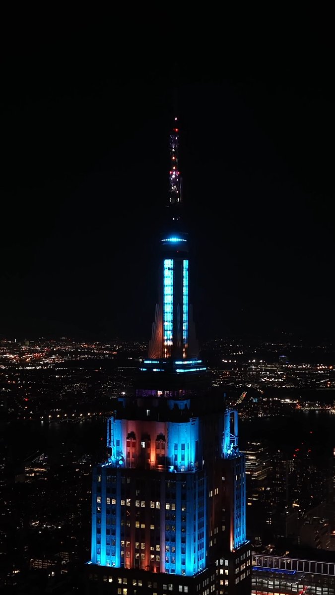 WORLD PREMIERE: The KPOP Demon Hunters Music To Light Show featuring music from "Golden" by HUNTR/X in partnership with Netflix Watch the full video here: