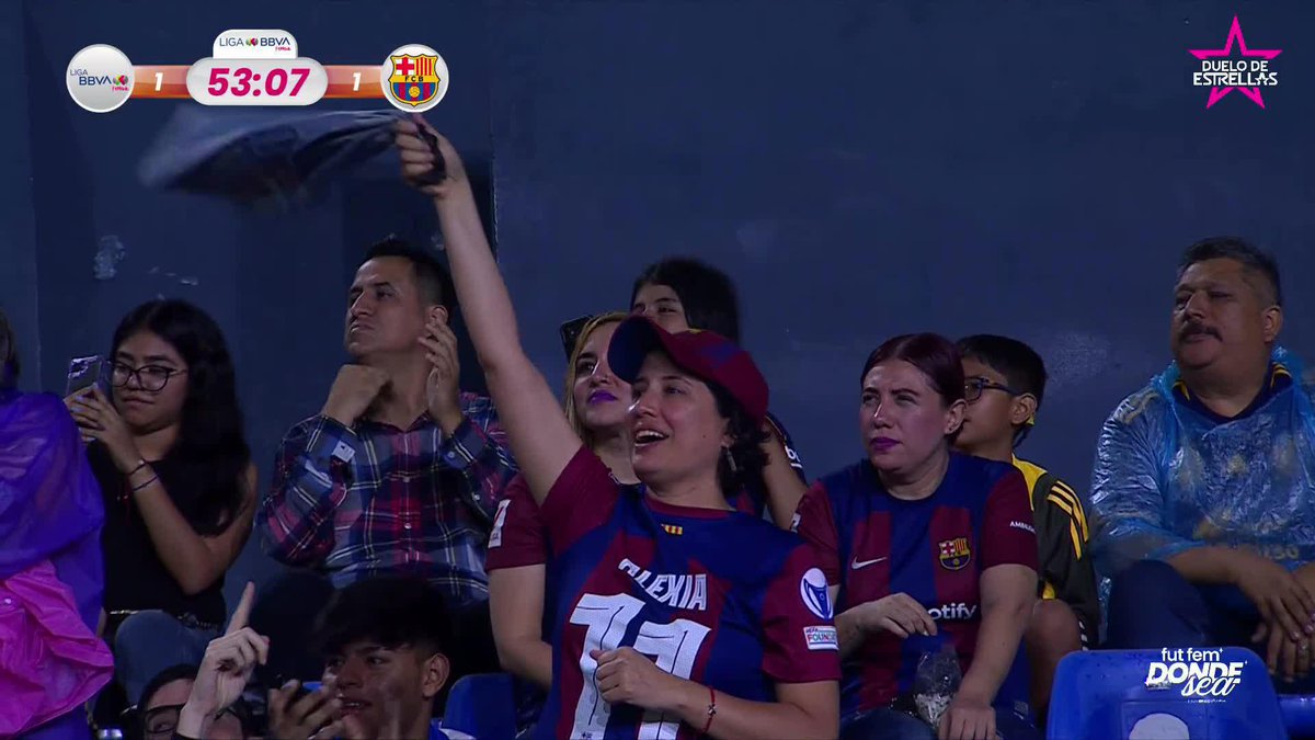 Sale 𝙡𝙖 𝙈𝙖𝙜𝙖 y el Volcán la reconoce. 🥹 Gracias, lizbeth ovalle. 🫶🏼 #LigaBBVAMXFemenil #NuestroFutFem