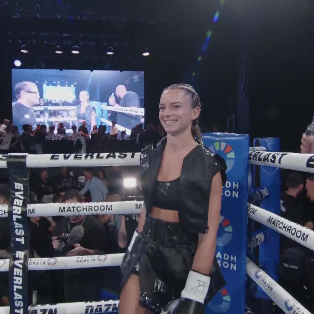 𝐒𝐄𝐍𝐒𝐀𝐓𝐈𝐎𝐍𝐀𝐋 Skye Nicolson stoppage 🙌 #NicolsonSingh | Live now on DAZN | #WyllieDib