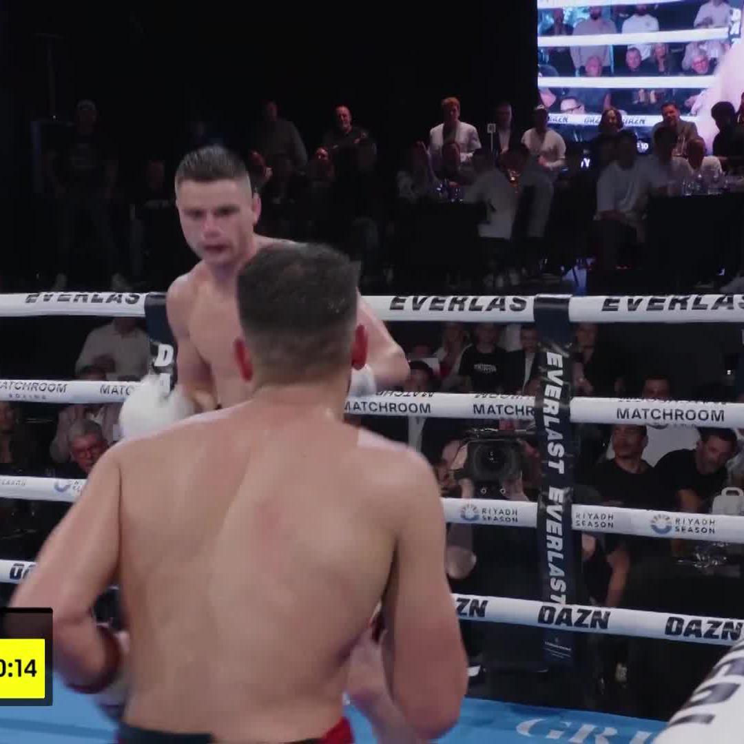 What a scrap down under 👏 #WyllieDib