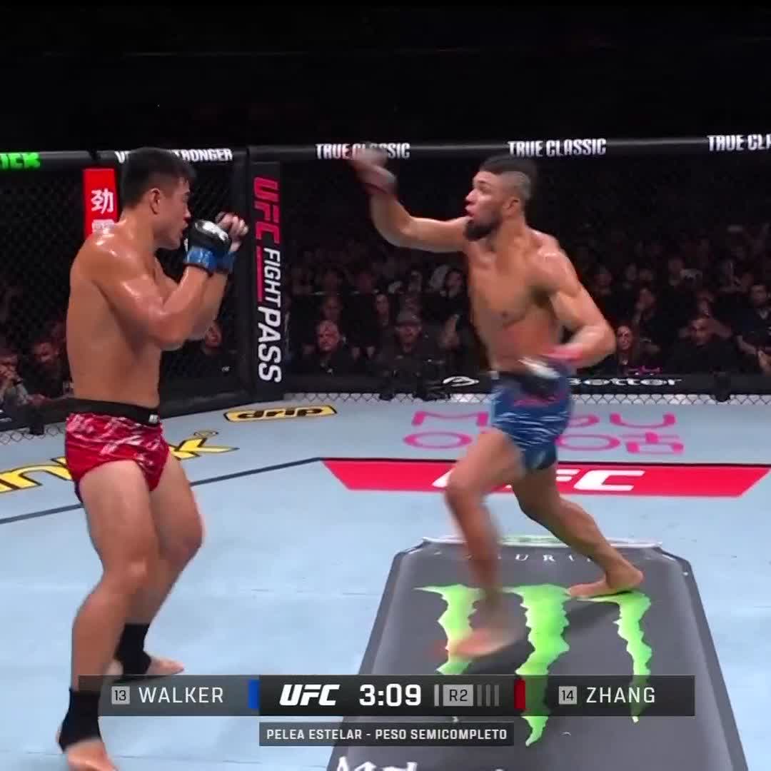 Todo comenzó con esas patadas a la pierna 😤😤😤 #UFCShanghai