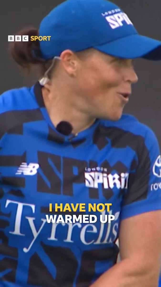 Grace Harris on the player mic is box office! 😂 Who doesn't love a bit of chatter in the field?!