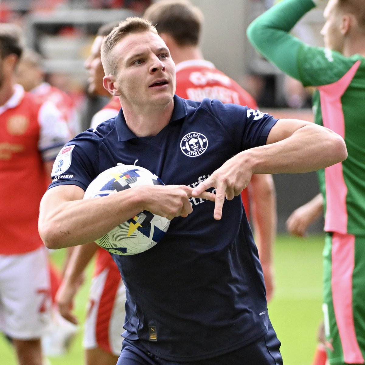 Super Paul Mullin to the rescue. 🦸♂️✊ #wafc