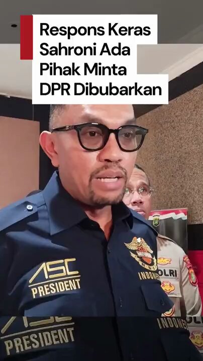 Wakil Ketua Komisi III DPR, Ahmad Sahroni merespons keras ada pihak minta DPR dibubarkan. Sahroni menyebut usulan itu berasal dari orang tolol. #detikcom #Sahroni #DPR #Bubar >>