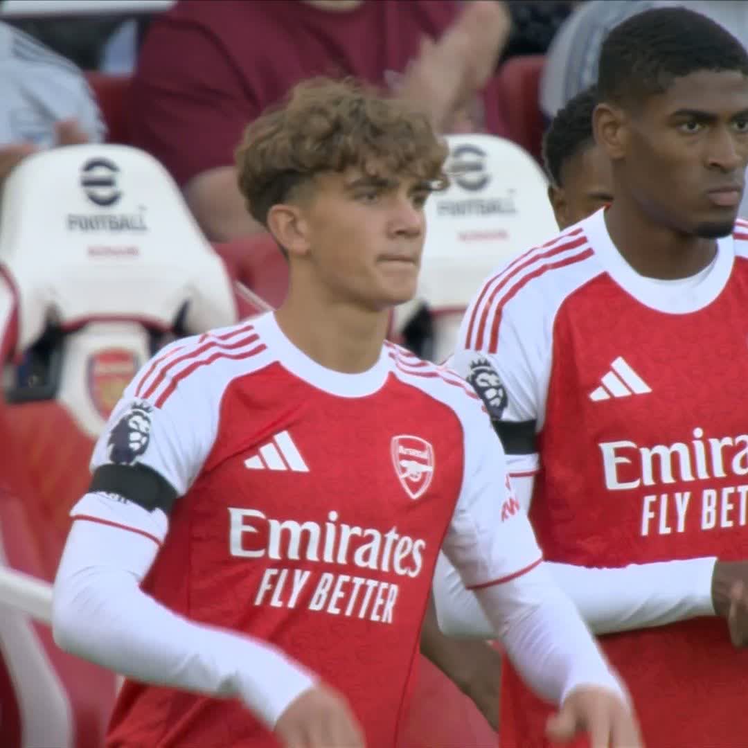 Max Dowman makes his Premier League debut 👏 At the age of 15 years and 234 days, he becomes the second youngest player in PL history - behind Ethan Nwaneri.
