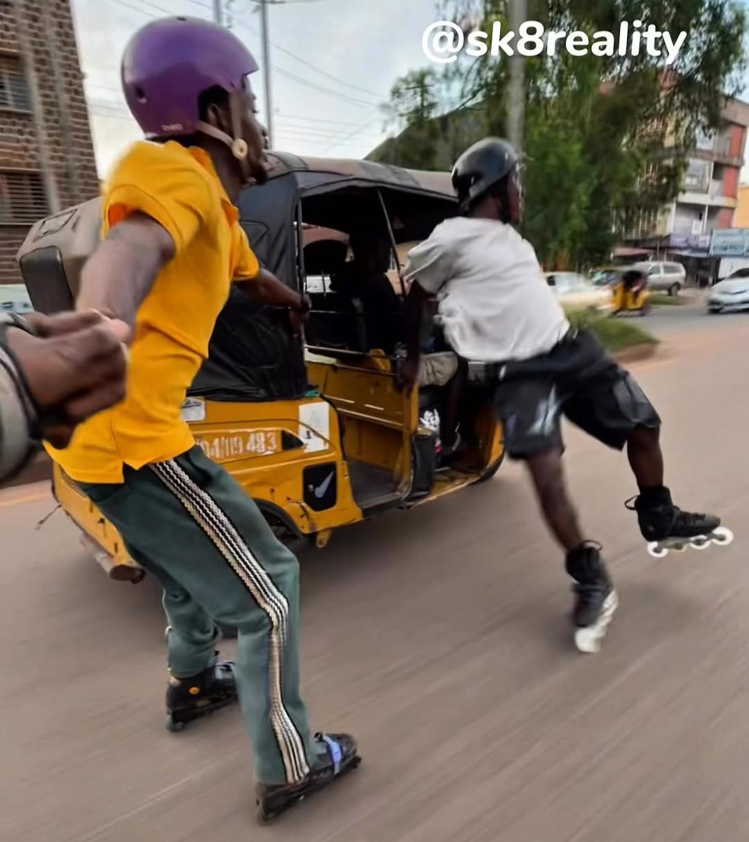 Did he just sexually assault a moving vehicle? 🤣🤣🤣