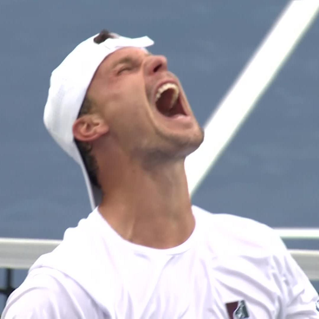 Moment of Victory 🙌 Marton Fucsovics ends his week in Winston-Salem as the 2025 champion! Winston-Salem Open