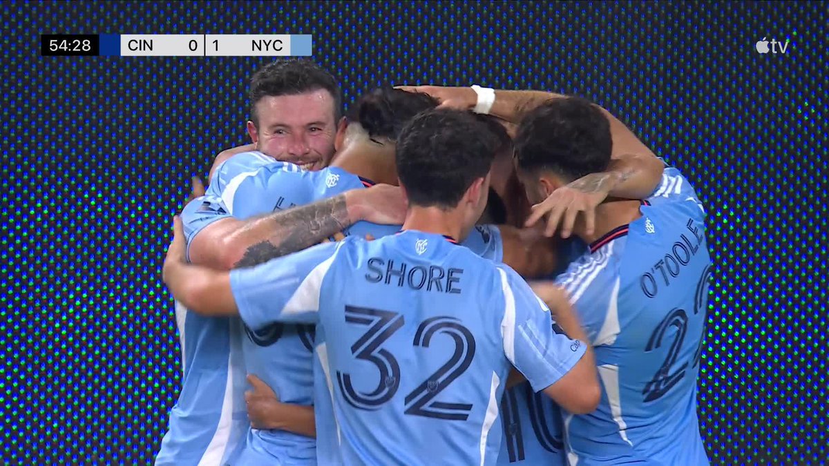 Clinical passes. Clinical finish. 😮‍💨 Alonso Martínez gives New York City the lead in Cincinnati. 📺 #MLSSeasonPass:
