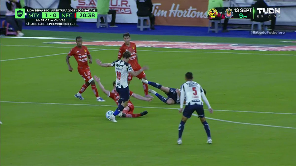 Gol olímpico de Sergio Canales. En efecto, es Liga Mx. 🚬
