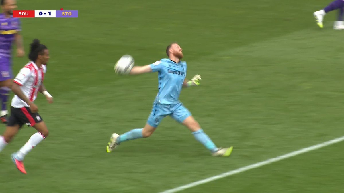 Still thinking about this Viktor Johansson throw 😍