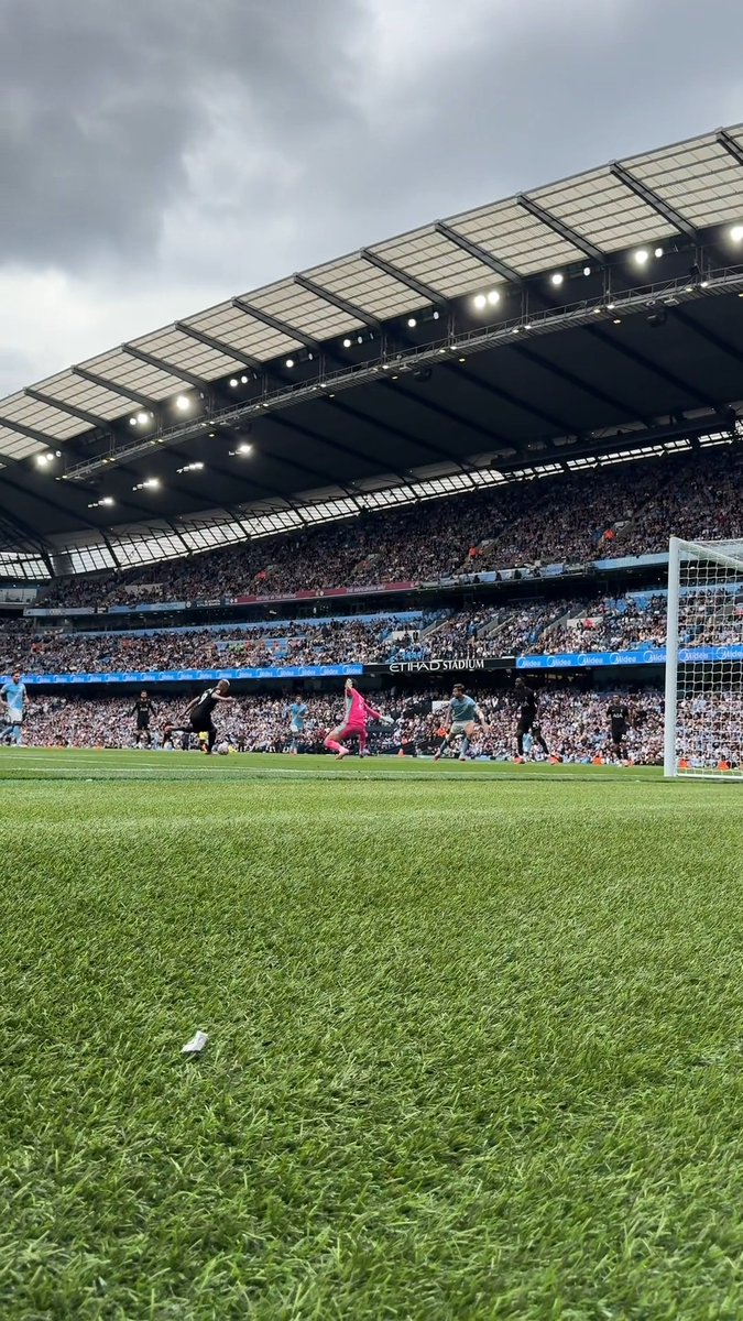 Pitchside scenes at the Etihad 🤳 🎬 Monster Energy