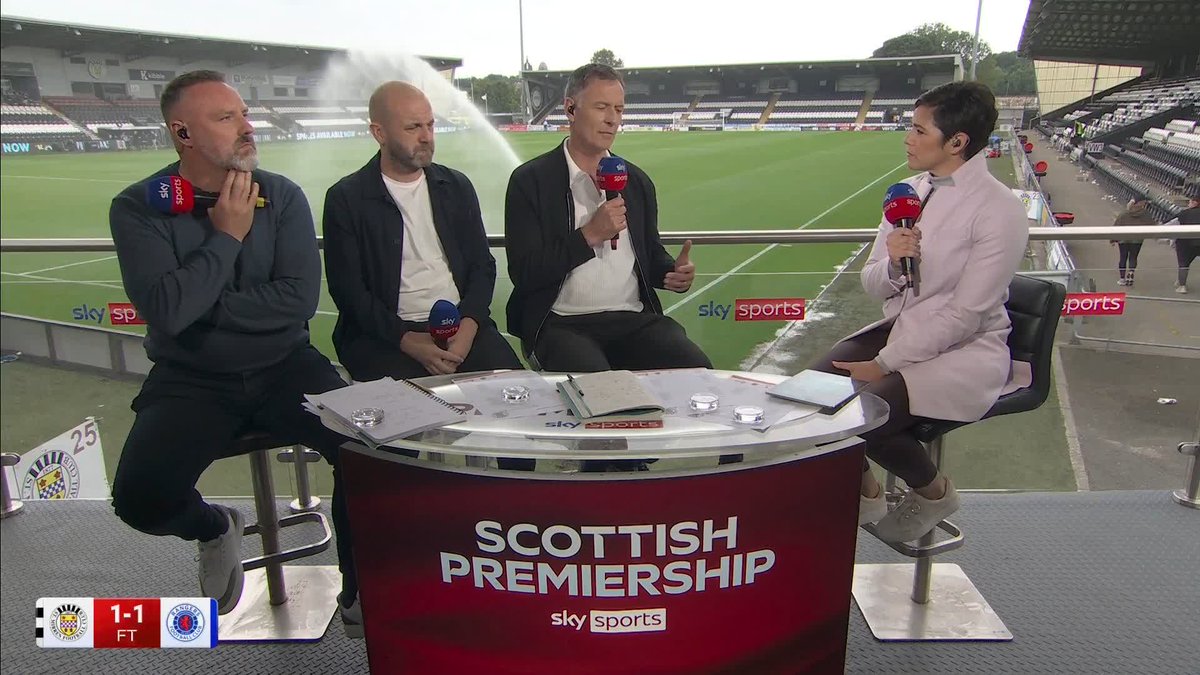 🐼 "The Rangers players can take something from the commitment which the St Mirren players show" 🔵 "Which is pretty sad, though, because that costs nothing" Chris Sutton is full of praise for Stephen Robinson's side ⤵️