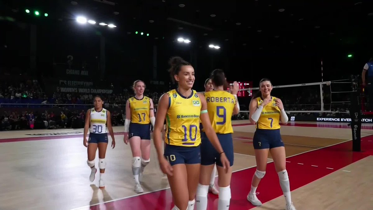 #Thailand2025: WE’RE GOING 5! 🔥🏐 Brazil 🇧🇷 rallies to take Set 4 vs France 🇫🇷 — it’s all tied in Chiang Mai! 💚💛💥 📺 Watch the thriller LIVE on VBTV: #Volleyball #Volei #WWCH #ElectrifyingThailand