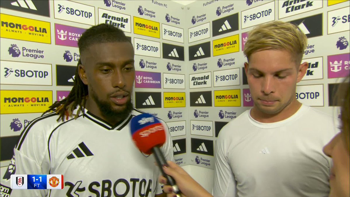 "I know his trademark cross, you know!" Alex Iwobi and Emile Smith Rowe react to Fulham's 1-1 draw with Man United thanks to their link-up for the goal 🔗