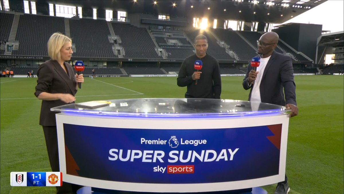 "They need to be together in all moments of the game" Louis Saha says Manchester United are heading in the right direct but need to improve their team cohesion 🔴