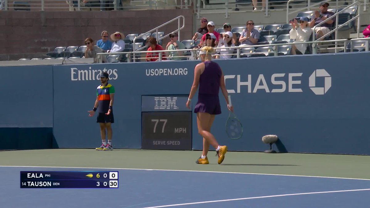 Remarkable defense from Clara Tauson! 🇩🇰