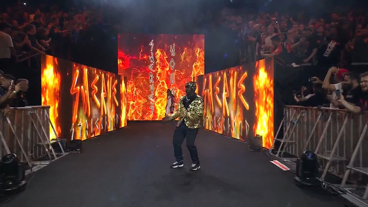 Swerve Strickland's Mr. Terrific gear. Swerve always has ๐ฅ๐ฅ๐ฅ wrestling gear. #ForbiddenDoor