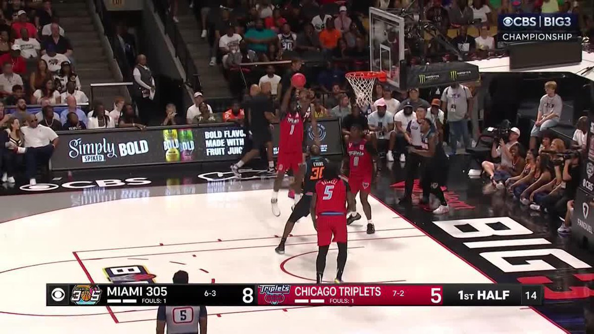 Lance Stephenson with a triple and air guitar celly 🎸