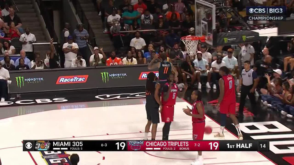 And-one for the big3 MVP in the Championship Game 💪