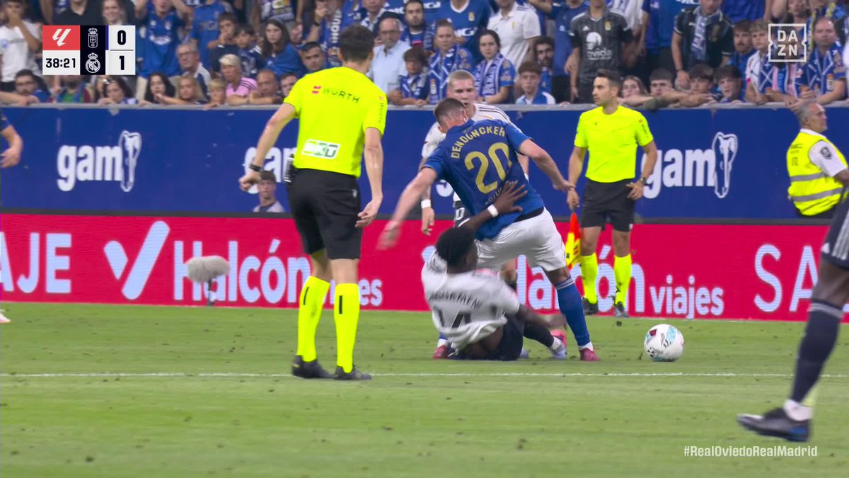 🔥🔥 La polémica de la que se hablará toda la semana... ¿Hay falta de Tchouameni sobre Dendoncker? La acción fue justo antes del gol de Mbappé #RealOviedoRealMadrid