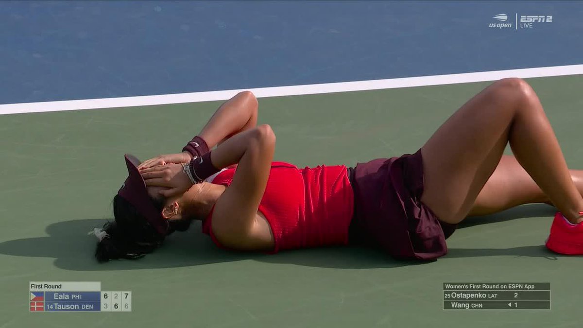 Alexandra Eala makes history at the US Open ❤️ She becomes the first player representing the Philippines to win a major singles match in the Open Era 🇵🇭